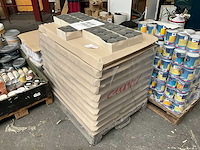 Pallet verf - afbeelding 1 van  8
