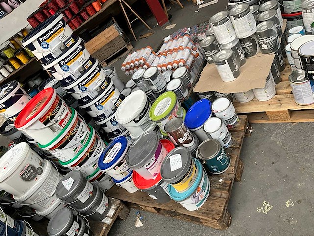 Pallet verf - afbeelding 1 van  5