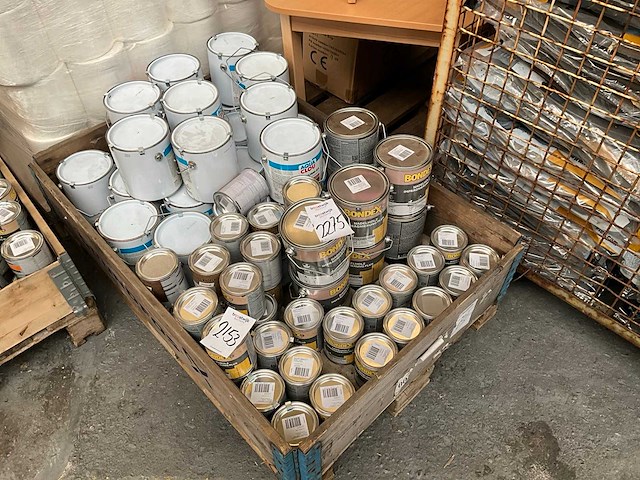 Pallet verf - afbeelding 1 van  4