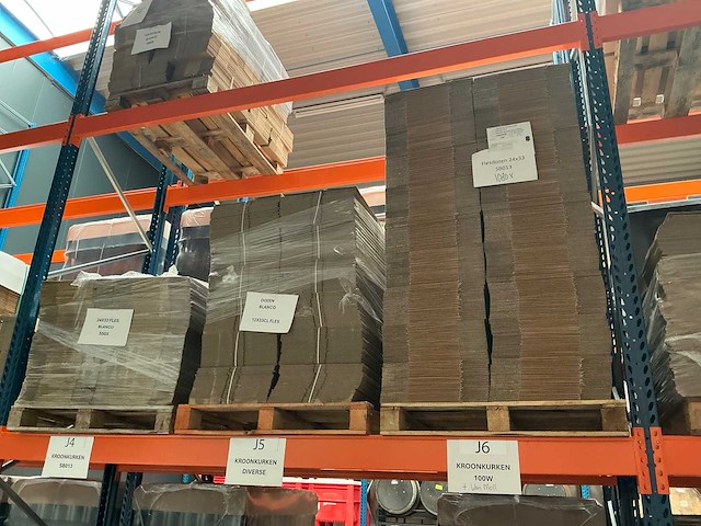 Pallet verpakkingsmaterialen (17x) - afbeelding 14 van  15