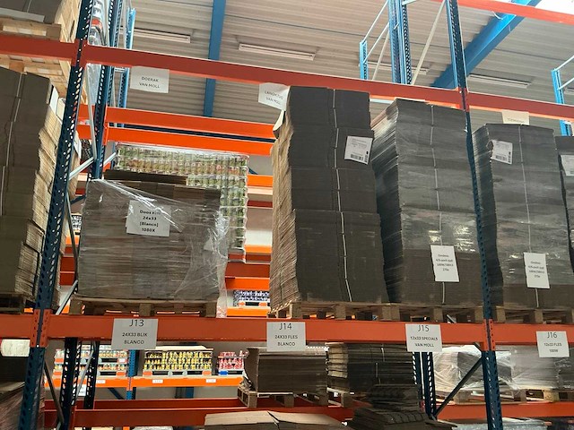 Pallet verpakkingsmaterialen (18x) - afbeelding 11 van  17