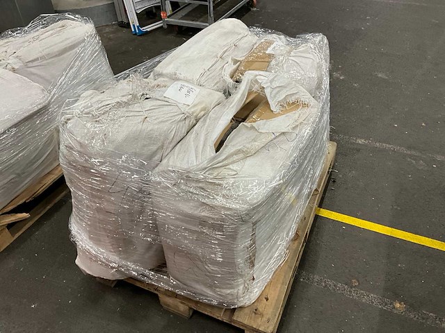 Pallet voetballen maat 5 - afbeelding 6 van  9