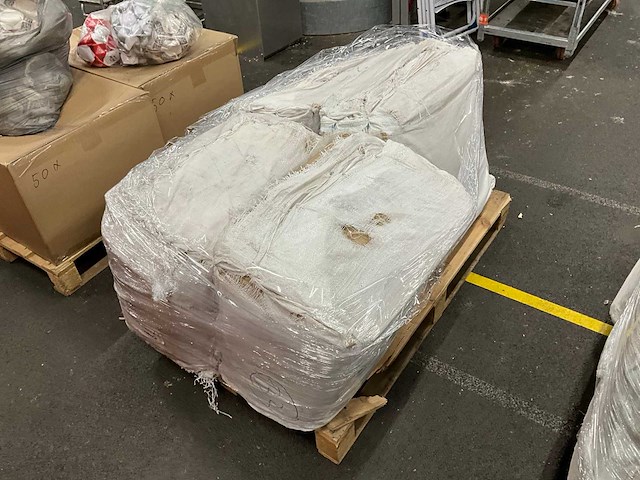 Pallet voetballen maat 5 - afbeelding 7 van  9