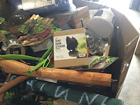Pallet vol met tuinartikelen ed - afbeelding 3 van  4