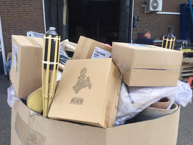 Pallet vol tuin- en huishoudelijke artikelen ed - afbeelding 2 van  5