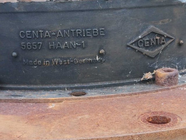 Pallet voorzien van boot onderdelen n overige bootonderdeel - afbeelding 18 van  28