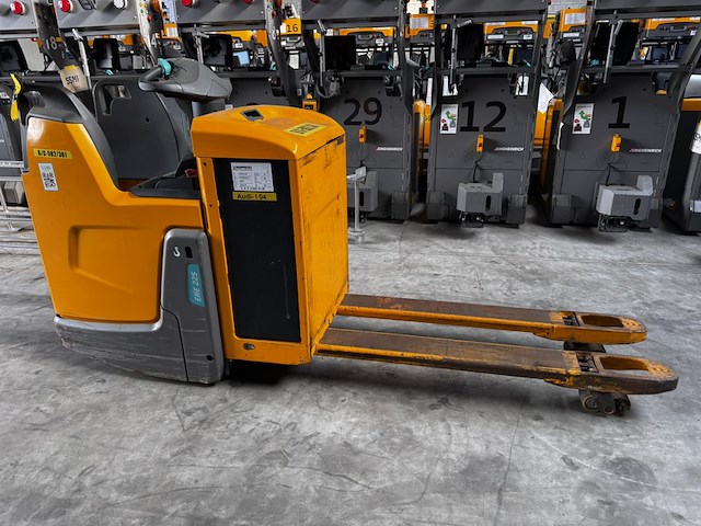 Pallet wagen jungheinrich, ere 225, geel, bouwjaar 2019, elektrisch - afbeelding 1 van  9