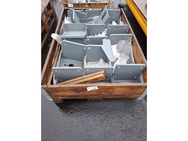 Pallet wagenbouw onderdelen - afbeelding 1 van  4