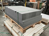 Pallet windstopper van swisspearl - afbeelding 2 van  3