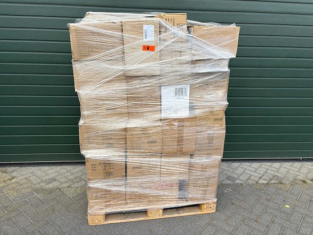 Pallet wk artikelen oranje - afbeelding 1 van  3