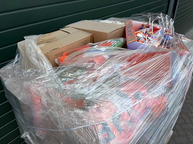 Pallet wk artikelen oranje - afbeelding 3 van  3
