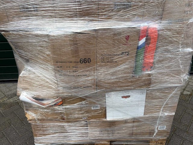 Pallet wk artikelen oranje - afbeelding 3 van  4