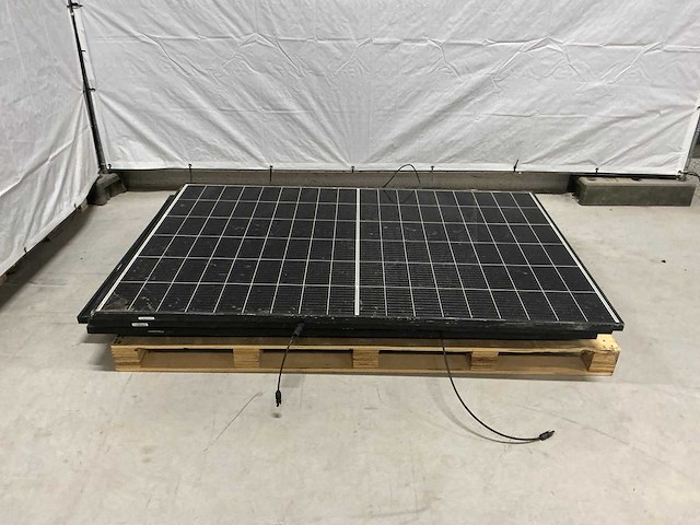Pallet zonnepanelen (6x) - afbeelding 2 van  3