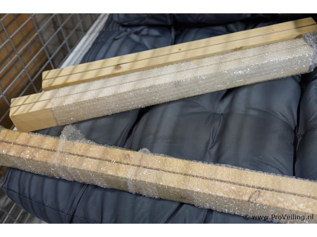 Palletbank kussens incl. leuningen & beugels - afbeelding 2 van  3