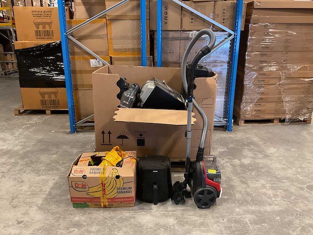 Palletbox gebruikt huishoudelijk apparatuur - afbeelding 1 van  3