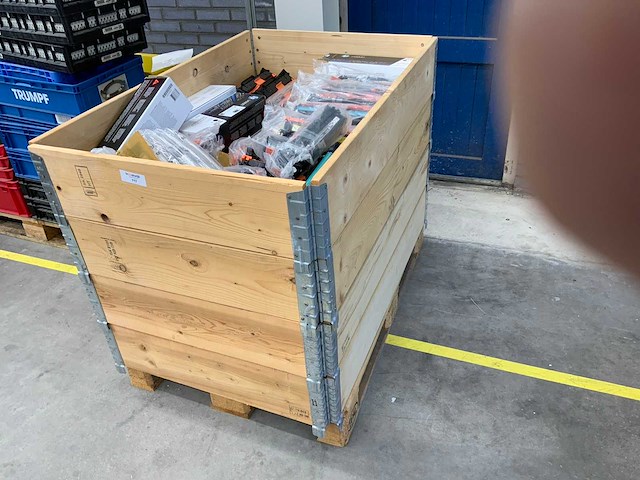 Palletbox gebruikte toners - afbeelding 1 van  3