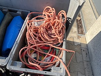 Palletbox met diversen - afbeelding 14 van  16