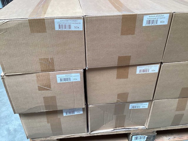 Palletdeal diverse schakelmateriaal a-merken (1150x) - afbeelding 4 van  5