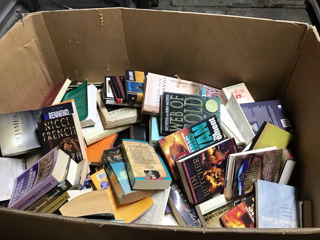 Palletdoos met boeken - afbeelding 1 van  1