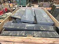 Palletkist met schuimstukken (2x) - afbeelding 4 van  5