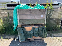 Palletkist met zand (2x) - afbeelding 1 van  3