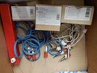 Palletkooi met diverse restanten toebehoren rookgas/luchtafvoer, burgerhout/ubbink - afbeelding 2 van  10