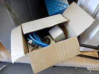 Palletkooi met diverse sanitair restanten - afbeelding 5 van  9