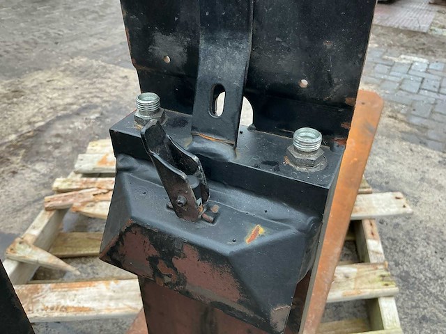 Palletlepels hydraulisch uitschuifbaar. - afbeelding 7 van  8