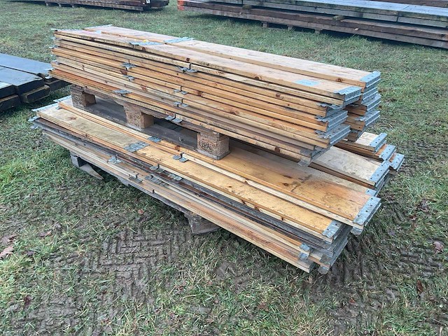 Palletomranding (38x) - afbeelding 1 van  2
