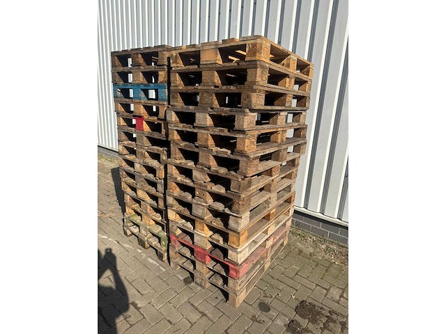 Pallets - 28 stuks - pallet - afbeelding 2 van  2