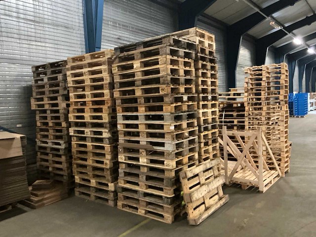 Pallets (180x) - afbeelding 2 van  5