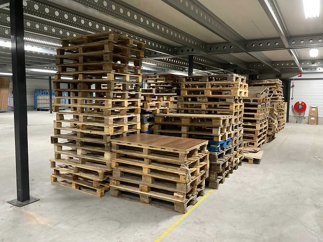 Pallets (350x) - afbeelding 2 van  7