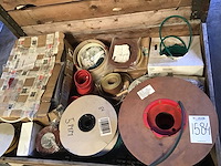 Pallets afdicht- en bindmateriaal (2x) - afbeelding 3 van  8