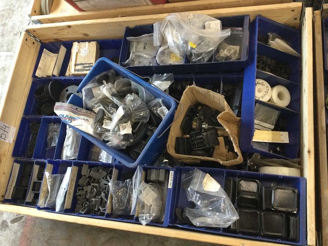 Pallets afdichtingsmateriaal en diversen (6x) - afbeelding 4 van  9