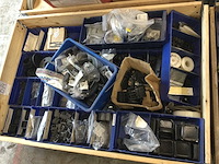Pallets afdichtingsmateriaal en diversen (6x) - afbeelding 4 van  9