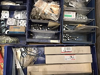 Pallets bevestigingsmateriaal en diversen (2x) - afbeelding 9 van  13