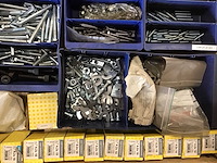 Pallets bevestigingsmaterialen (6x) - afbeelding 14 van  46