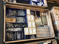 Pallets bevestigingsmaterialen (6x) - afbeelding 20 van  46