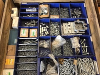 Pallets bevestigingsmaterialen (6x) - afbeelding 28 van  46