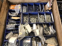 Pallets bevestigingsmaterialen (6x) - afbeelding 33 van  46