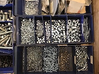 Pallets bevestigingsmaterialen (6x) - afbeelding 35 van  46