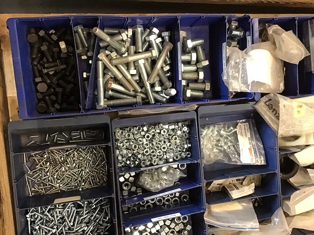 Pallets bevestigingsmaterialen (6x) - afbeelding 36 van  46