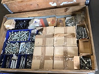 Pallets bevestigingsmaterialen (6x) - afbeelding 42 van  46