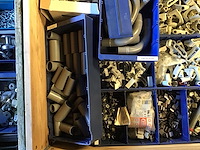 Pallets bevestigingsmaterialen en diversen (4x) - afbeelding 15 van  23
