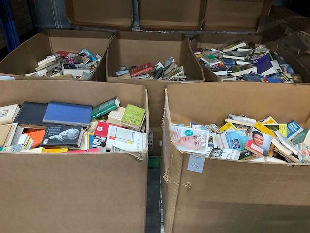 Pallets boeken (5x) - afbeelding 1 van  7