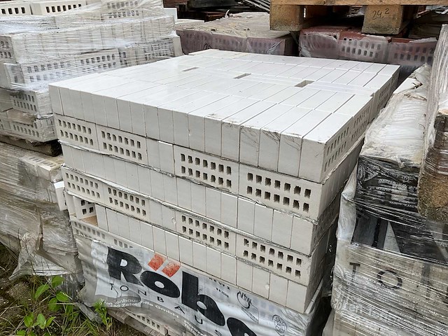 Pallets diverse bakstenen (16x) - afbeelding 6 van  12