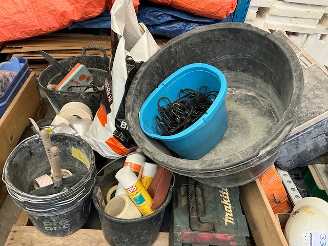 Pallets diverse bouwmaterialen (2x) - afbeelding 8 van  12