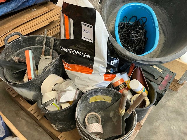 Pallets diverse bouwmaterialen (2x) - afbeelding 9 van  12