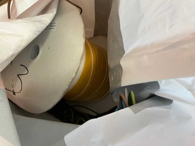 Pallets diverse bouwmaterialen (2x) - afbeelding 10 van  12