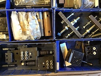 Pallets diverse industriële onderdelen (8x) - afbeelding 21 van  39